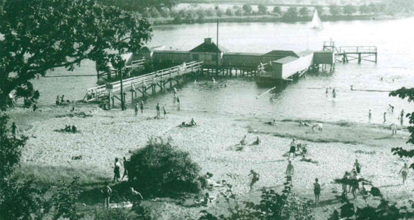 Büdelsdorfer Badeanstalt an der Eider (1924 bis 1953)